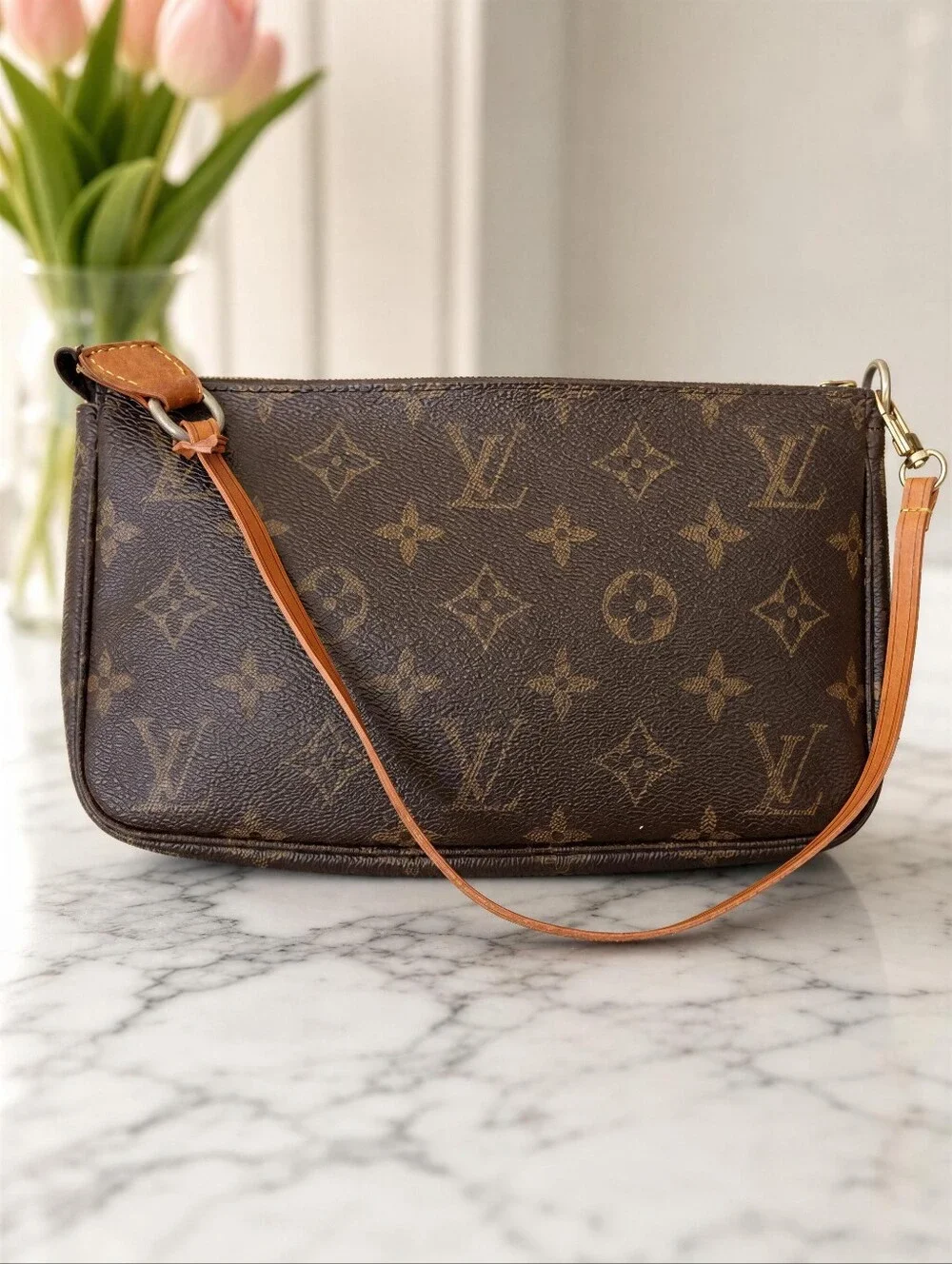 Louis Vuitton Pochette Accessoires Monogram Crossbody Bag💓 Vintage 1999